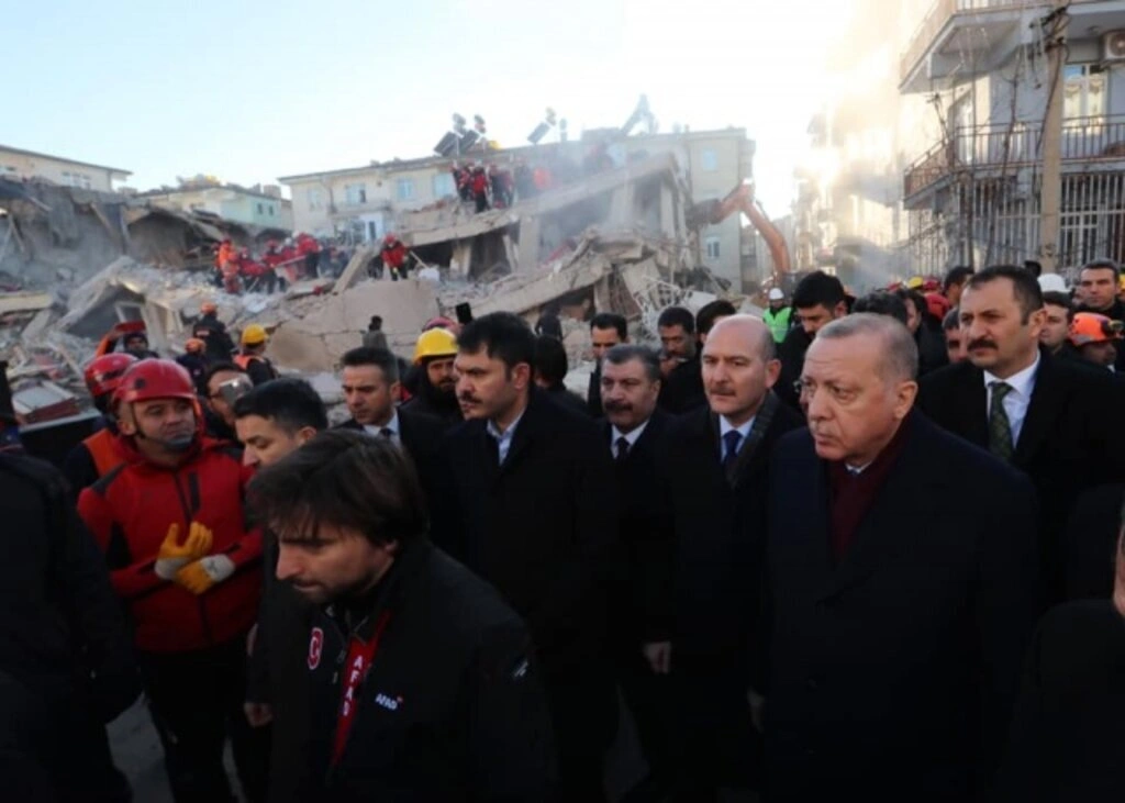 Cumhurbaşkanı Erdoğan deprem bölgesinde