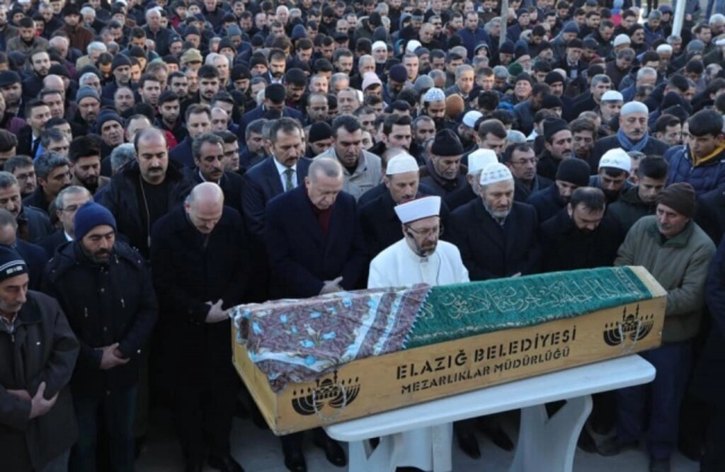 Cumhurbaşkanı Erdoğan deprem bölgesinde