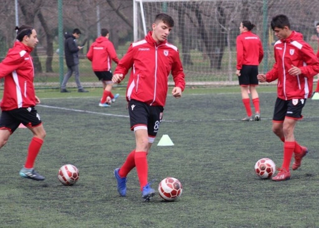 Genk Antrenörlerinden Toplantı
