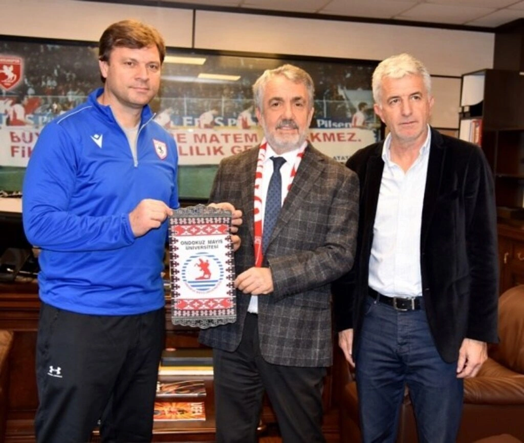 Rektör Bilgiç Samsunspor'u Ziyaret Etti