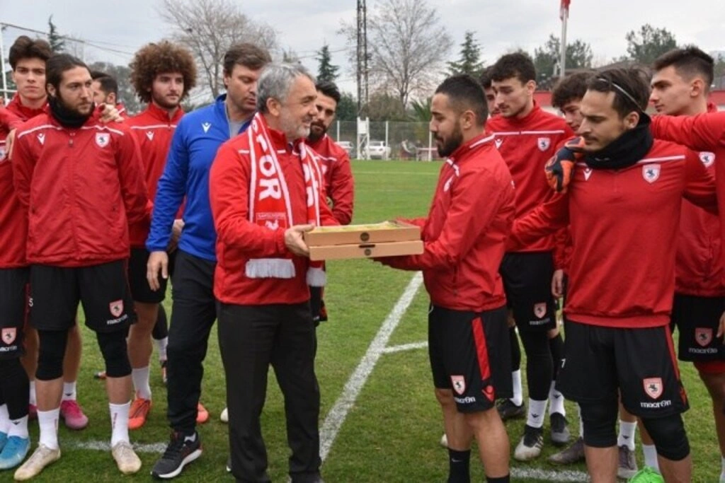 Rektör Bilgiç Samsunspor'u Ziyaret Etti