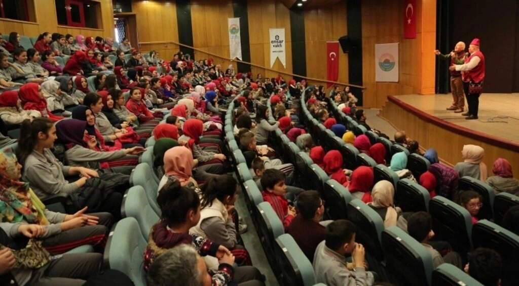 İLKADIMLI MİNİLER İBİŞ İLE ÖĞRENDİ