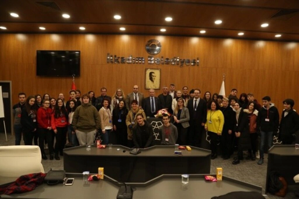 Başkan Demirtaş Yabancı Öğrencilere İlkadım'ı Anlattı