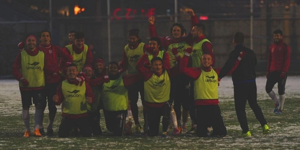 Samsunspor kar üstünde çalıştı