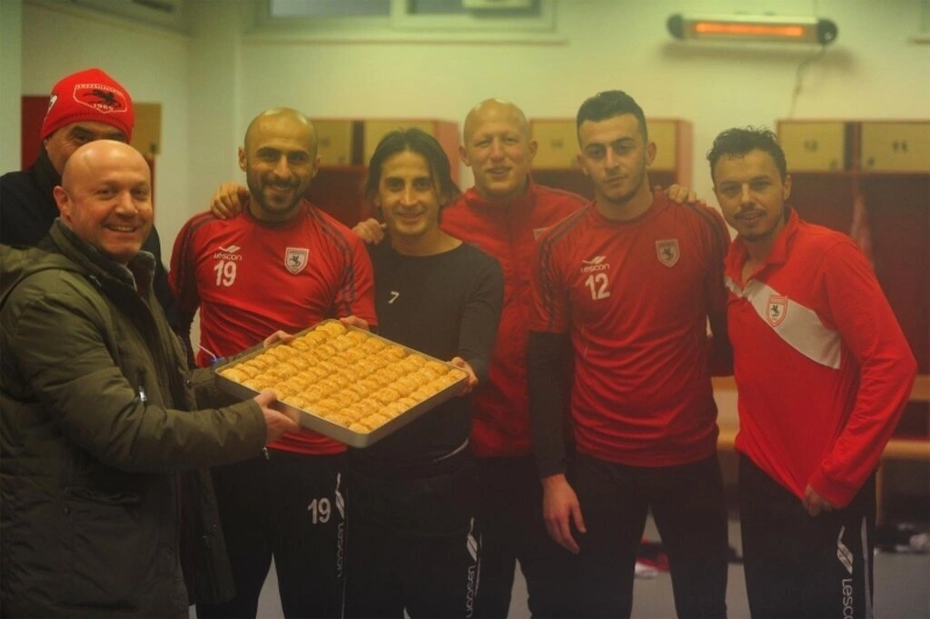 Samsunspor kar üstünde çalıştı