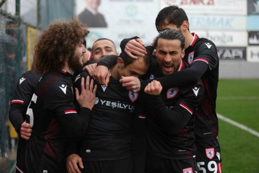 Samsunspor Manisa FK Maçtan Görüntüler